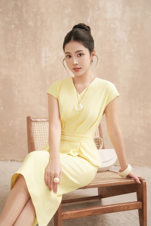 Sixdo Yellow Woven Pencil Dress